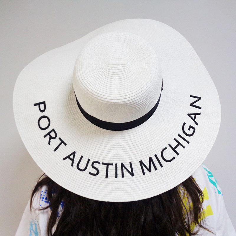 Chapeau de plage de disquette blanc pour femmes brodées sur mesure